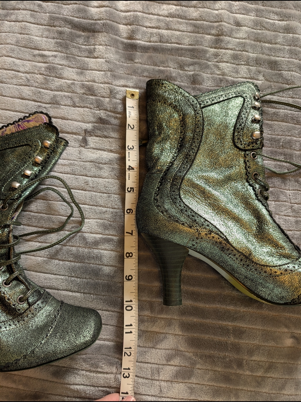 Metallic Green Lace-Up Women's Victorian Ankle Boots - Picture 5 of 9